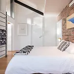 Sunny Loft Lookout With Iconic Sydney Views